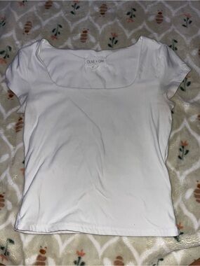 Olive & Oak White Square Neck Short Sleeve Tee
